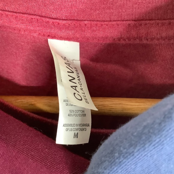 Bundle of Graphic Tees - Picture 5 of 8